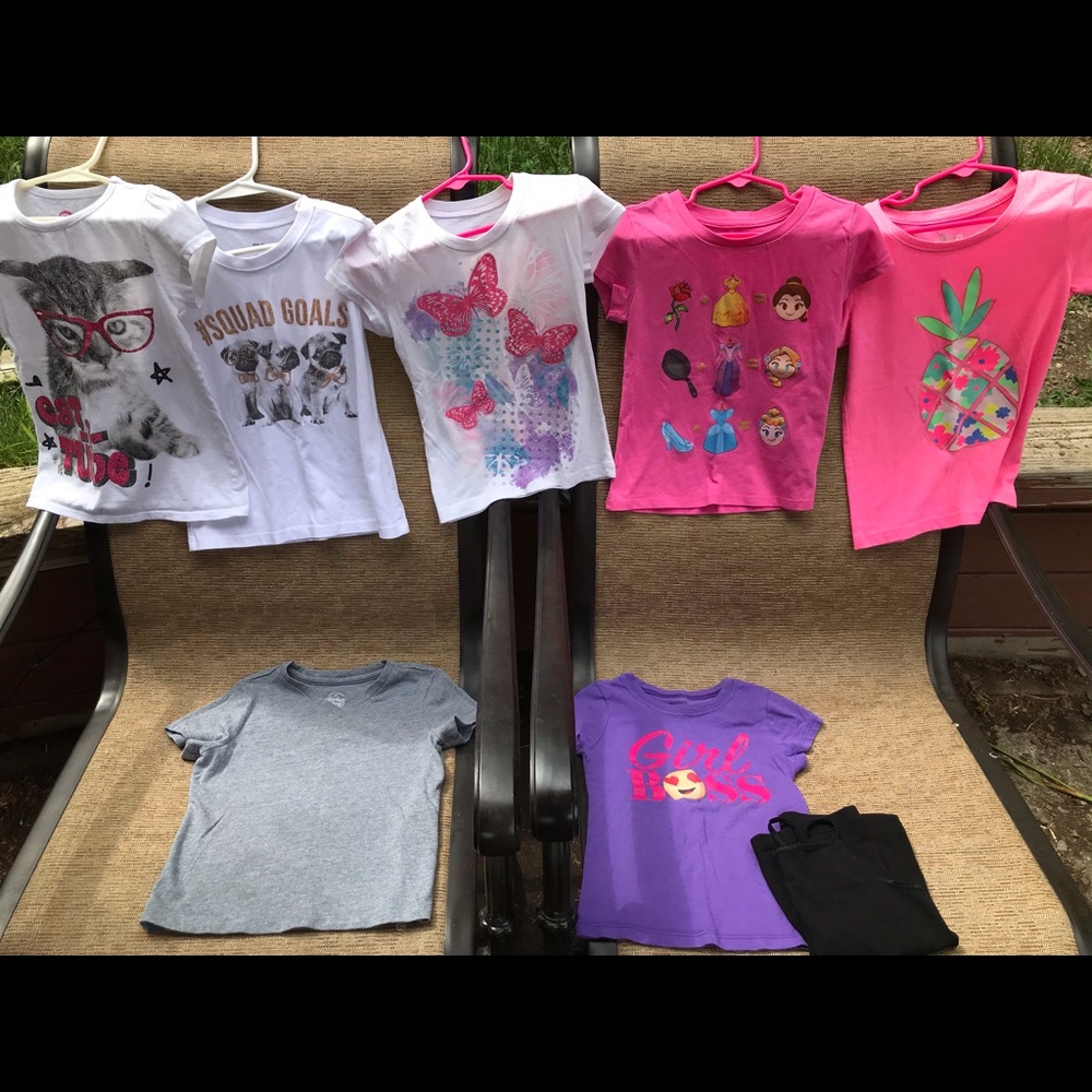 Lot of 12 girls shirts size 4/5
